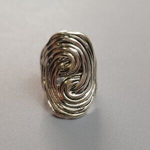 Second-hand women's classic style silver ring